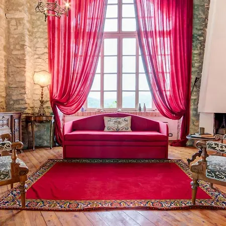 Italianway - Castello Di Apartamento Borgomale
